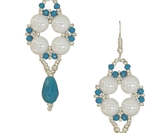 boucles d'oreilles pendantes blanches et turquoise, faites à la main en Italie en tissage de perles, design unique, idée cadeau économique tizianat