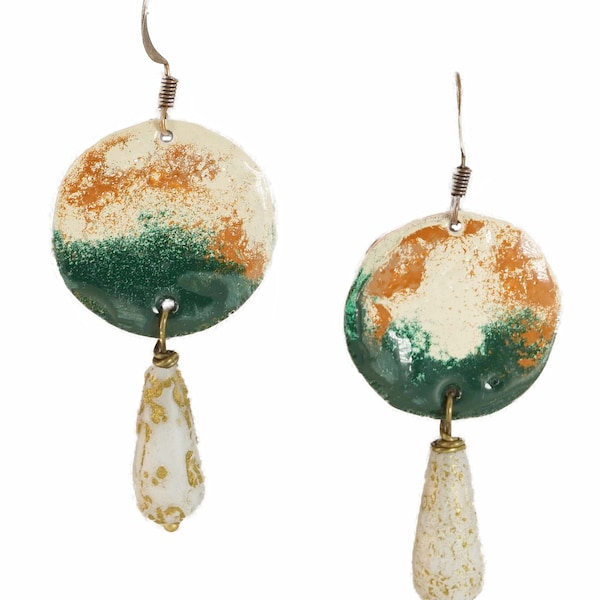 enamelled copper earrings, handmade with Bohemian glass drop, handmade bijoux jewellery, Italy, tizianat