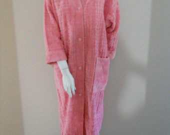 Vintage chenille bath robe from ENGLAND vintage Bedspread dressing gown NEVER used