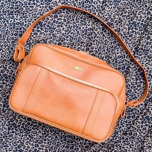 Retro 1970’s Jet Stream Carry-On Bag found by Willabird Designs Vintage Finds