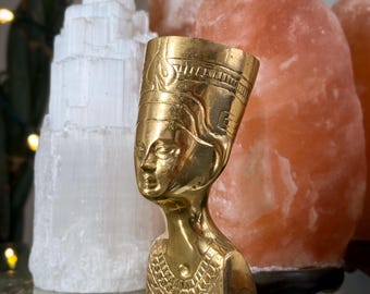 Vintage Solid Brass Nefertiti Bust found by Willabird Designs Vintage Finds