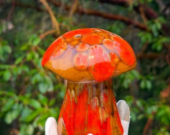 1970’s Arnel’s Scrubby Frog & Mushroom Shaker found by Willabird Designs Vintage Finds