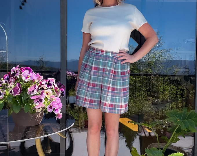 Vintage Pleated Plaid Skort by Tan Jay found by Willabird Designs Vintage Finds