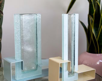 Vintage Postmodern Colour Block Vases found by Willabird Designs Vintage Finds. Dopsmine decor sculptural vases, 80’s pastels