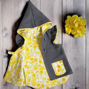 Größe 4 Vintage Woll Decke Weste, Upcycled Pixie Kapuze, Florales Futter