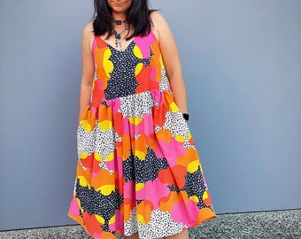 サイズ EU40 アップサイクルコットン サマードレス ポケット付き 明るい色