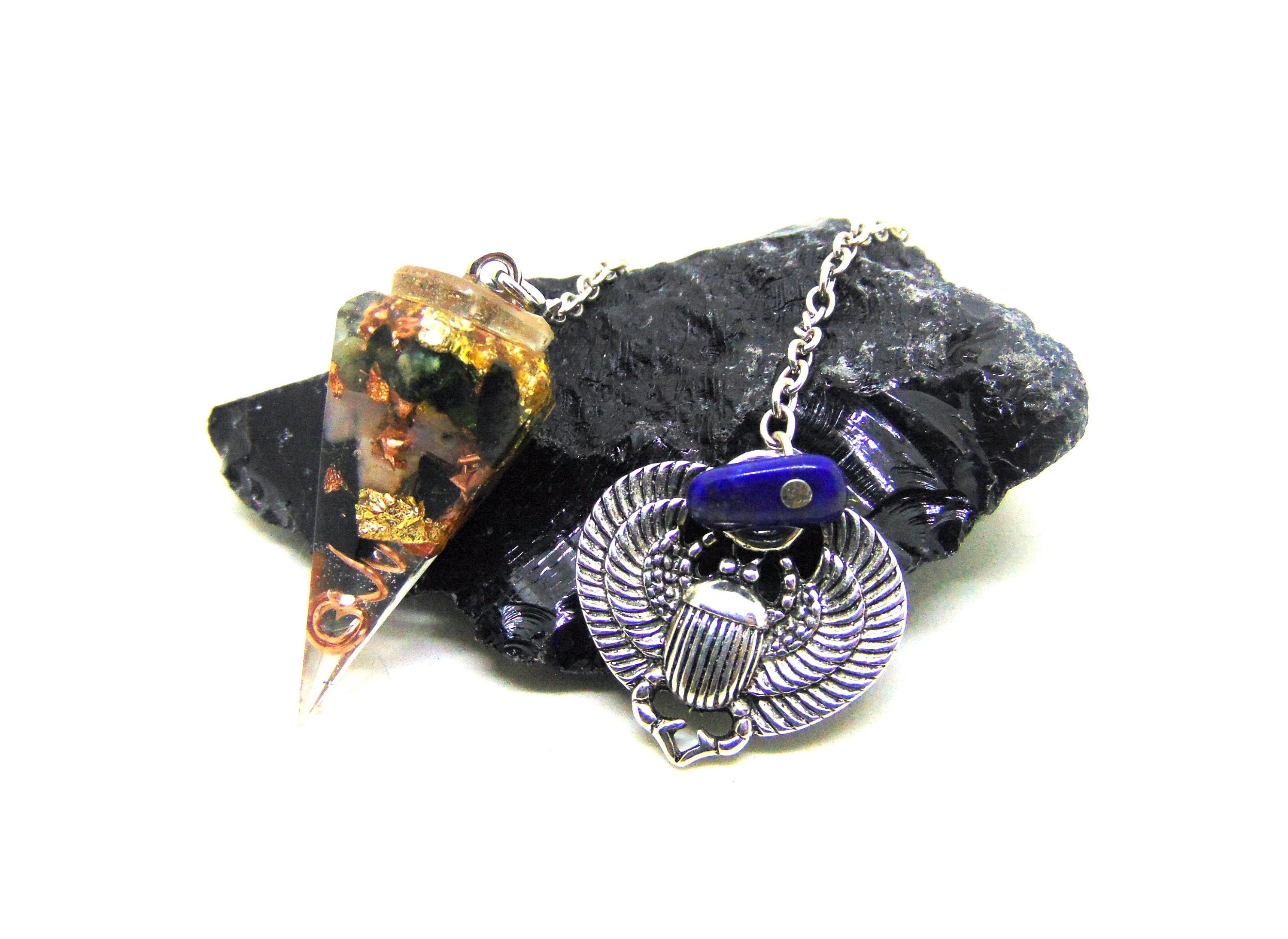 Pendule Radiesthésie Orgone Générateur d'énergie Vitale Scarabée et Lapis Lazuli