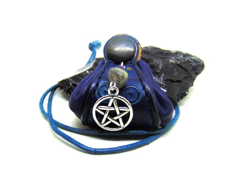 Amulet pendant of Elemental Magic of Blue protection and Pentacle