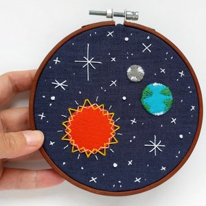 【amour様】planet3rd hand embroidery best il_1080xN.2254807773_63ho.jpg