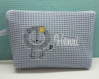 Baby Kulturtasche personalisiert mit Namen – Waffelstoff – bestickt – Baby Tasche – Geschenk zur Geburt