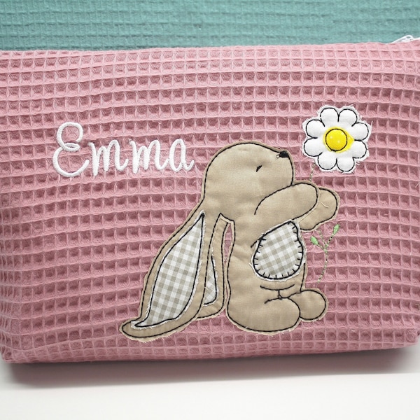 Windeltasche mit Namen, personalisiert, Kulturbeutel für Kinder, Hase