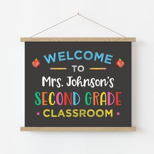 Classroom Welcome Sign, Editable Teacher Class Door Sign, Personalized Teacher Name Poster, Custom Rainbow Classroom Decor, Any Grade