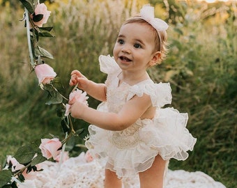 Peach Boho Chic Floral Lace Romper Baptism Apricot Christmas First Birthday Floral Cake Smash Outfit 1st Birthday Girl one piece photo Prop