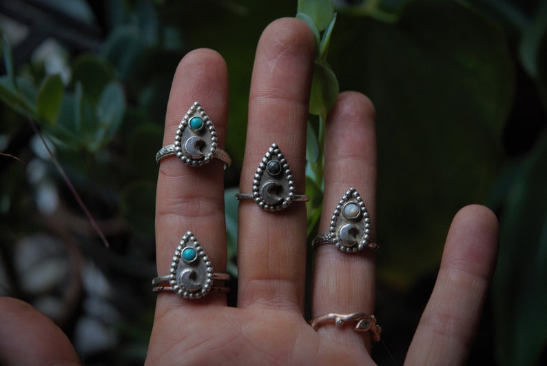 Tides of the Moon sz 7 Turquoise Ring