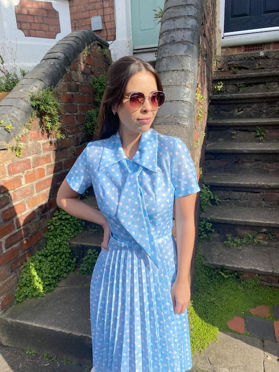 Early 70s Pale Blue Polka Dot Belted Dress With Pleated Skirt -approx UK  Size 10-12 - Etsy
