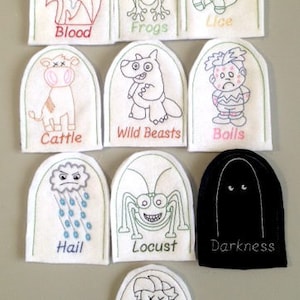 May include: Ten finger puppets with various illustrations and text. The puppets include images of blood, frogs, lice, cattle, wild beasts, boils, hail, locust, darkness, and first born.