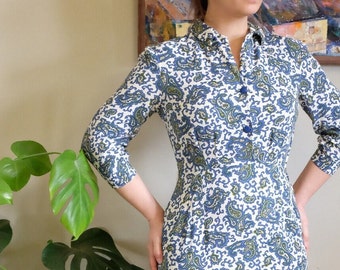 Vintage 50s white paisley print sheath dress three quarter sleeve event dress small