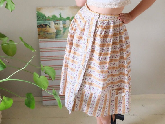 SALE Vintage 50s skirt beige and white striped fl… - image 2