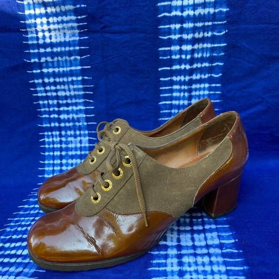 Light brown pumps top