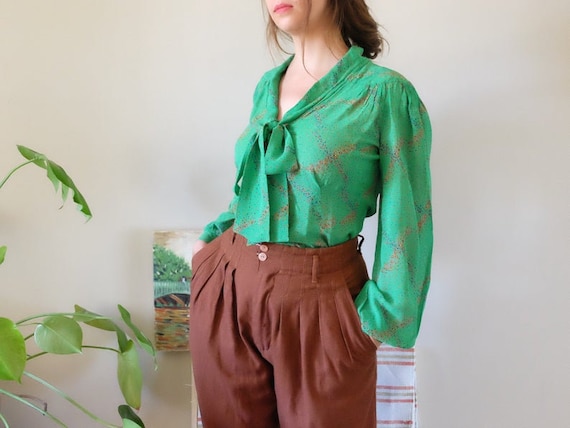 Jeff Banks 70s Designer Vintage blouse Green flora