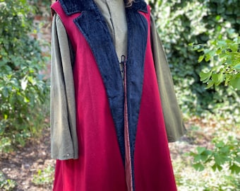Vintage Tudor coat Medieval Renaissance coat Festival Cosplay Larp burgundy red