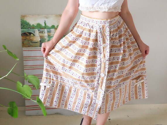 SALE Vintage 50s skirt beige and white striped fl… - image 5