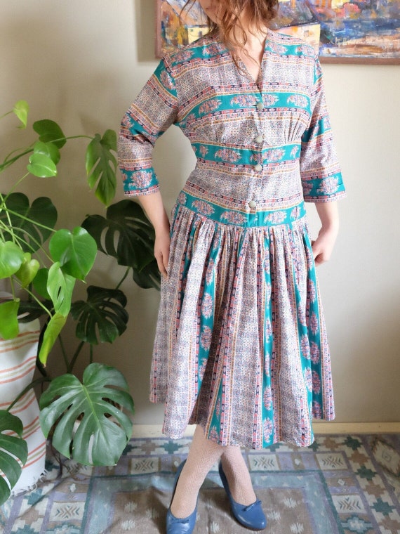 SALE Vintage 40s or 50s floral and striped dress … - image 5