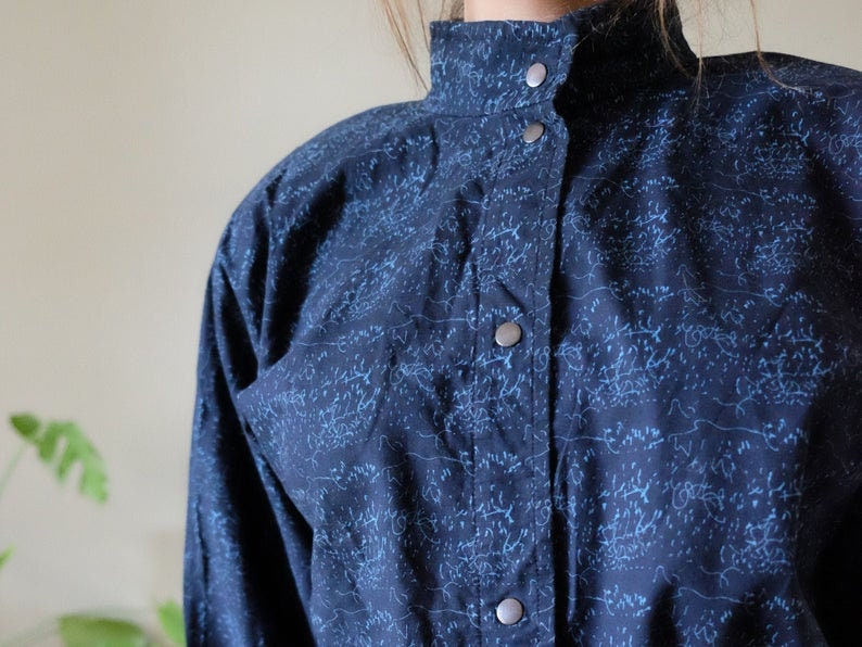 Vuokko Finland Design 70s 80s Vintage dress Navy blue Abstract print Buttoned Shirt dress Medium Large M L