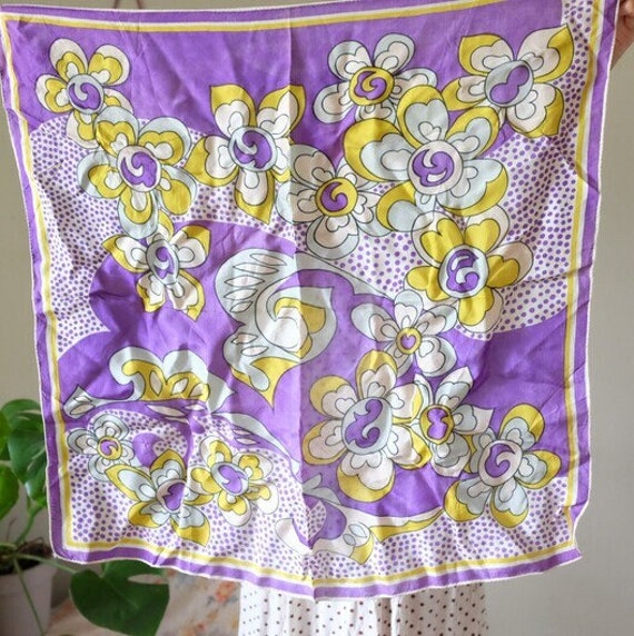 SALE Vintage scarf 60s 70s Lilac lavender psychede