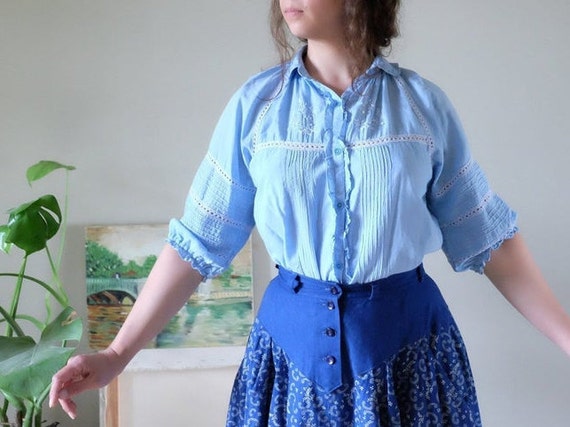 Chaco 70s Vintage blouse blue white floral hand em