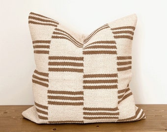 The HARPER woven pillow cover | 20" x 20" Dark Tan Pillow Cover