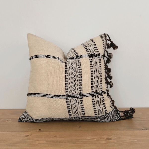 The INDIA Collection Woven Pillow 18 x 18" Pillow Cover, Hand woven pillow cover, Indian shall pillow, Indian woven pillow, high end pillow