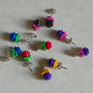 Brick stud flower earrings
