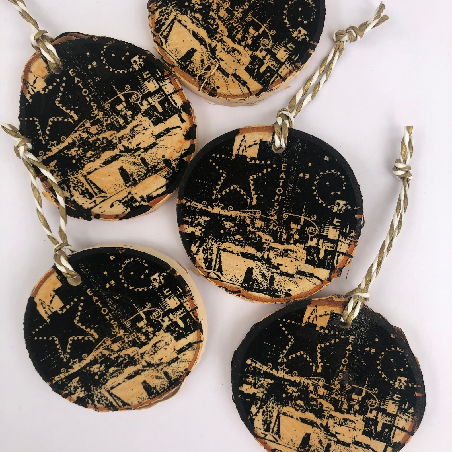 Winnipeg Downtown Eatons 1973 Christmas Ornament Etsy Canada