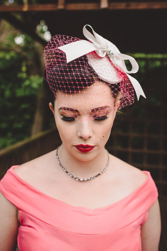 Fascinator, Saucer Hat,pill Box Hat, Veil, Hat, Wedding Hat, 1950s