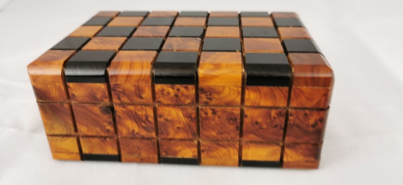 Magical Tricky Box Thuya Burl and Ebony 13x9x5cm5.11x3.5x1.9