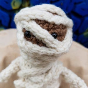 Mummy Buddy ****crochet pattern****
