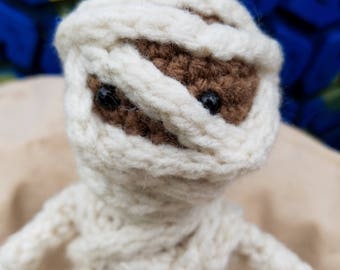 Mummy Buddy ****crochet pattern****