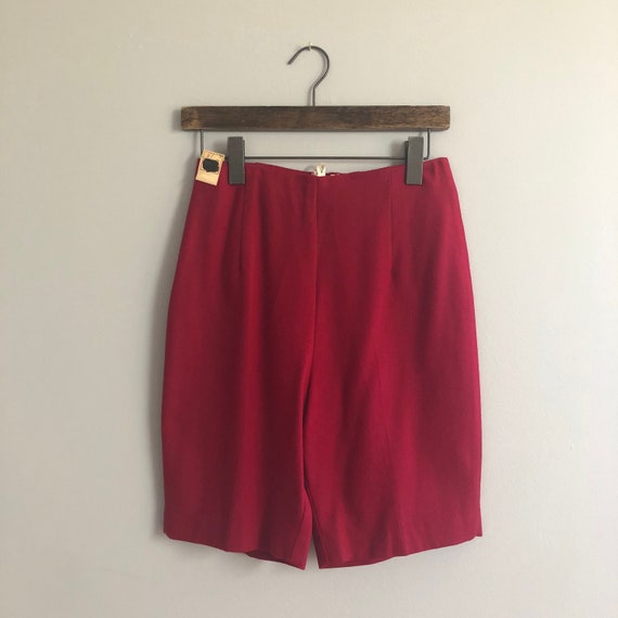 1970s Bobbie Brooks fuschia wool shorts - image 1