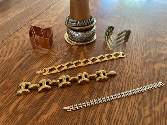 Hammered Texture Bangles - s/2 - image 9