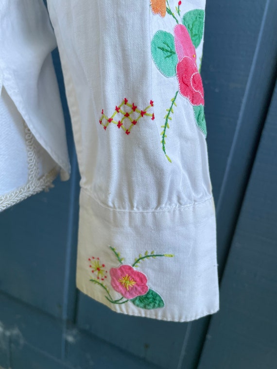 Vintage Hand-Embroidered & Appliqued White Shirt - image 8
