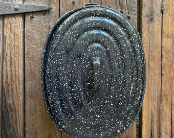 Graniteware Lidded Roaster