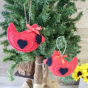 Felt Red Cardinal Ornament Set: Bird Theme Art
