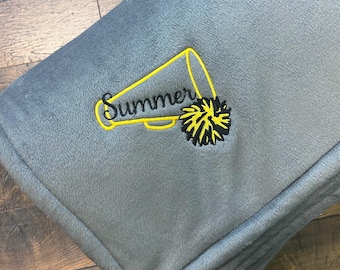 パーソナライズされたチアリーディング刺繍入りミンクシェルパブランケット