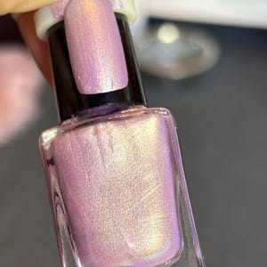 マジェスティック・モーブ シフティングカメレオンポリッシュ パープル