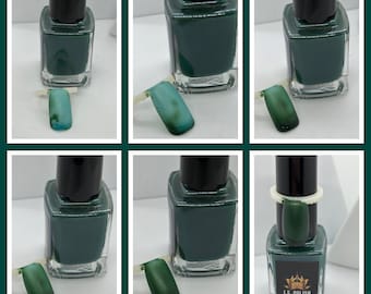 Linus’s Snuggle Bug Blanket - a dark green to teal blue thermal nail polish