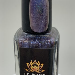 First Star of Christmas magnetic holographic nail polish