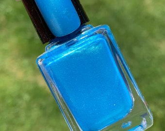 Oceanic Oasis blue   pearl  nail polish