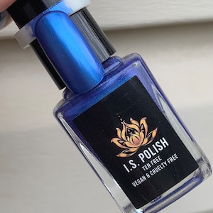 Blueberry Burst   - blue purple   pearl  nail polish