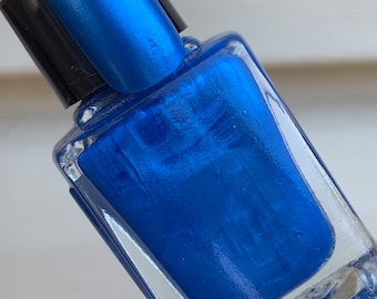 Island Breeze  blue silver  pearl  nail polish
